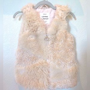 Zara Girls Outerwear Collection Faux Fur Vest - Blush pink - size 5 (110 cm)